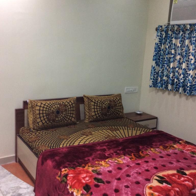 Hotel Honey Bunny Ahmedabad Phòng bức ảnh