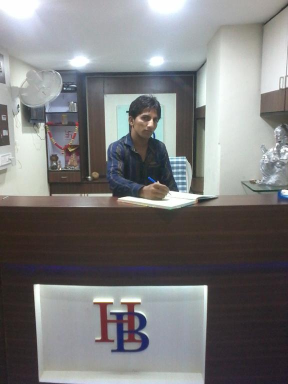Hotel Honey Bunny Ahmedabad Ngoại thất bức ảnh