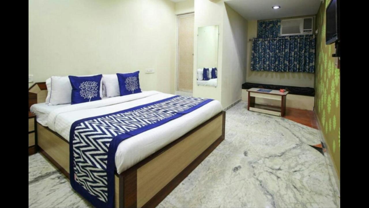 Hotel Honey Bunny Ahmedabad Ngoại thất bức ảnh